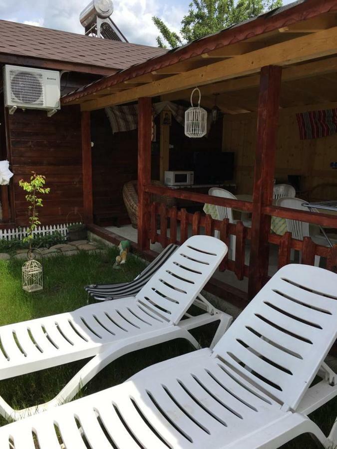 Hôtel Casa Bunicilor à Călimăneşti Extérieur photo